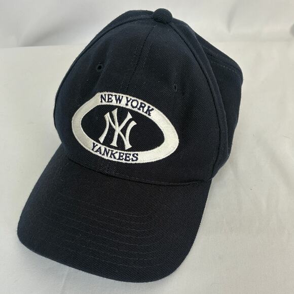 Vintage 90s New York Yankees Baseball Hat Blue Adjustable Cap G.C.C. - Picture 1 of 8